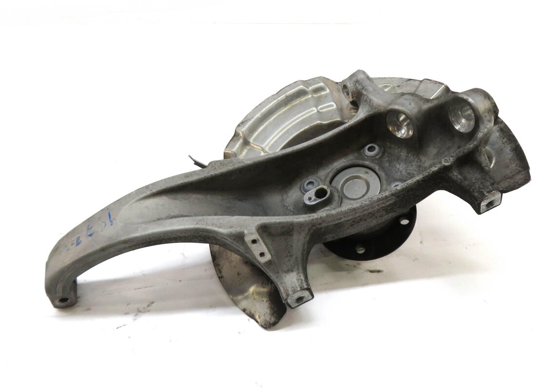2012-2019 BMW M5 M6 ///M (F06 F10 F12 F13) LEFT FRONT DRIVER SPINDLE KNUCKLE HUB