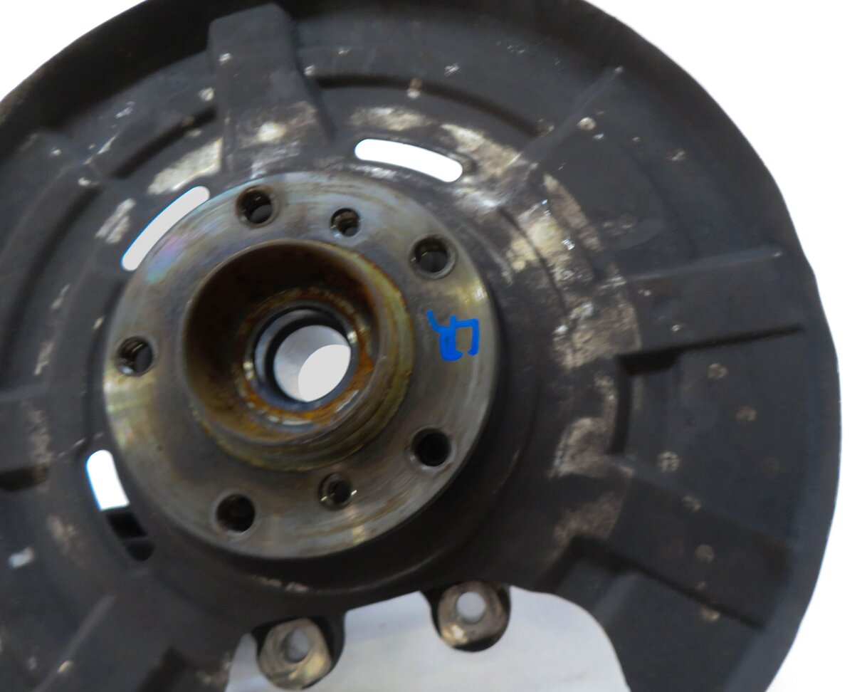 Thumbnail 5: 2012-2019 BMW M5 M6 ///M (F06 F10) LEFT DRIVER REAR SPINDLE KNUCKLE HUB BEARING