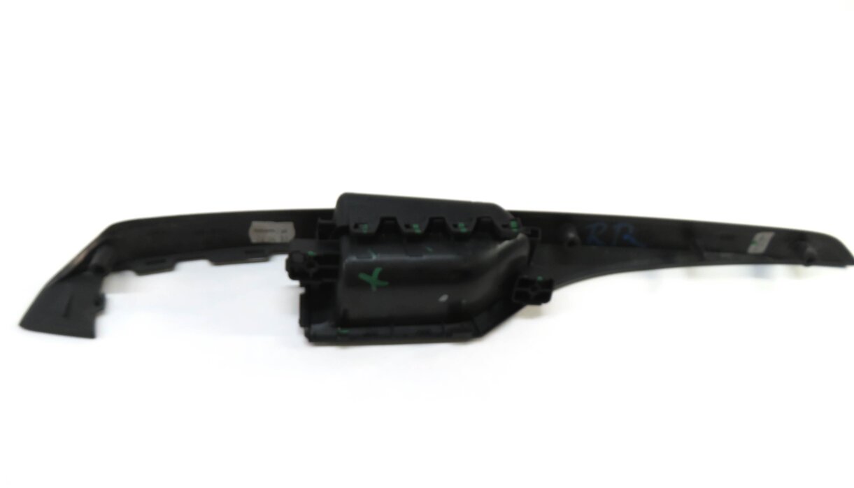 Thumbnail 16: 2014 BMW M6 ///M (F06) GRAN COUPE - DASH DOOR CONSOLE CARBON FIBER TRIM SET