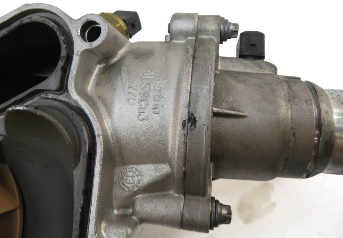 Thumbnail 5: 12-19 BMW M5 M6 X5M X6M ///M (F10 F06 F12 F13 F85 F86) 4.4L ENGINE - WATER PUMP