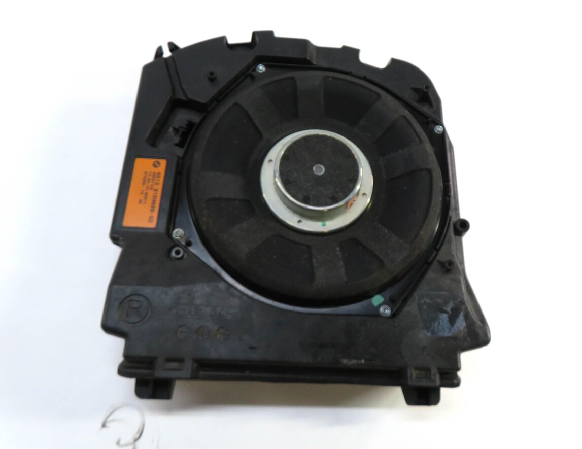 Thumbnail 4: 2014 BMW M6 ///M (F06) RADIO STEREO HARMAN KARDON AUDIO SUBWOOER SPEAKER SET