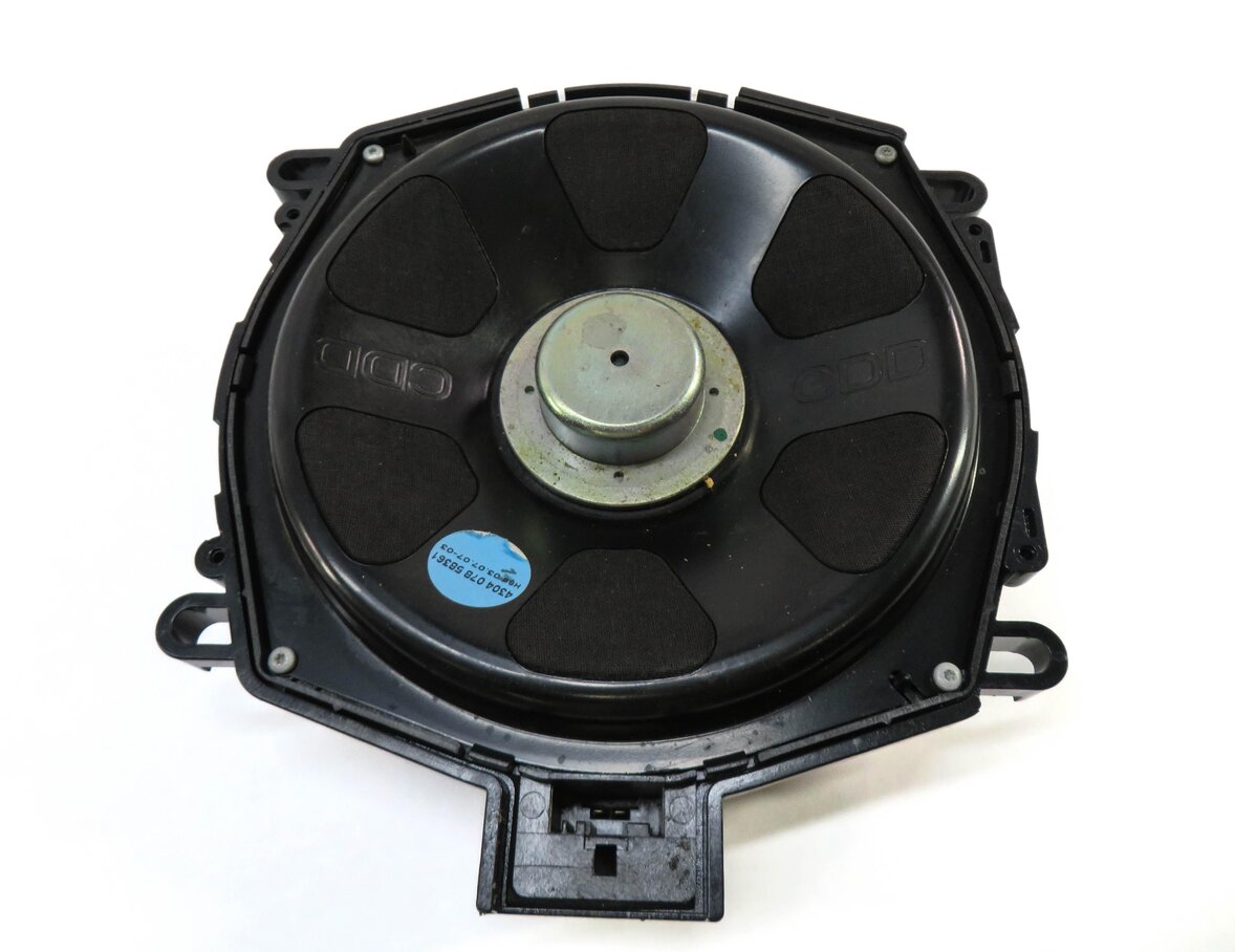 Thumbnail 5: 2007 BMW X5 (E70) RADIO STEREO AUDIO SUB SUBWOOFER TWEETER SPEKAER SET