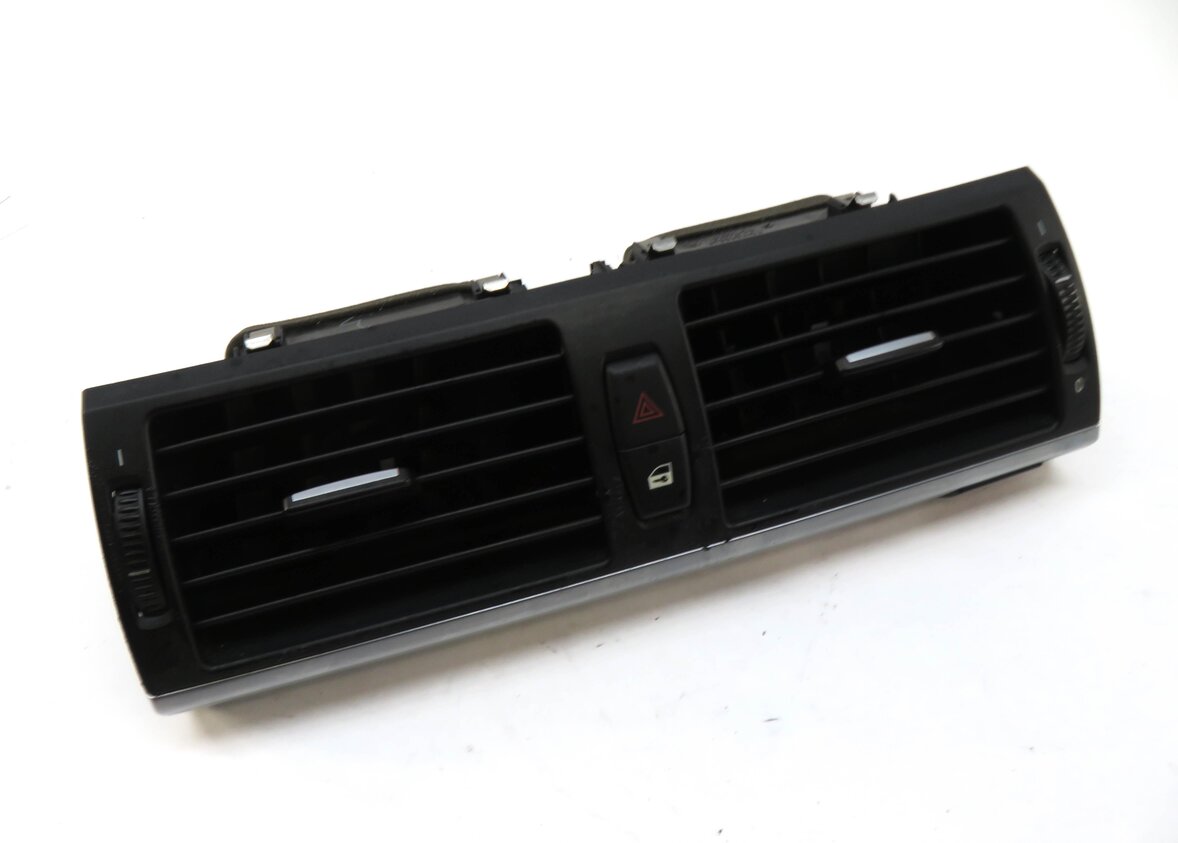 2007 BMW X5 (E70) CENTER DASH HEATER A/C AIR VENT w/ HAZARD & LOCK SWITCH