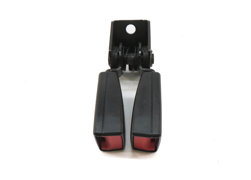 Thumbnail 2: 2007 BMW X5 (E70) LEFT & RIGHT REAR 3rd ROW SEAT SEATBELT BUCKLE RECEIVER SET