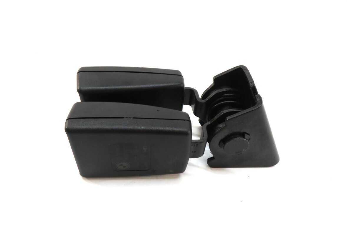 Thumbnail 4: 2007 BMW X5 (E70) LEFT & RIGHT REAR 3rd ROW SEAT SEATBELT BUCKLE RECEIVER SET