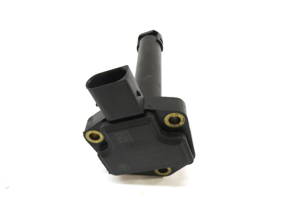 Thumbnail 2: 2007 BMW X5 (E70) 3.0L N52 ENGINE OIL PAN LEVEL SENSOR SENDER