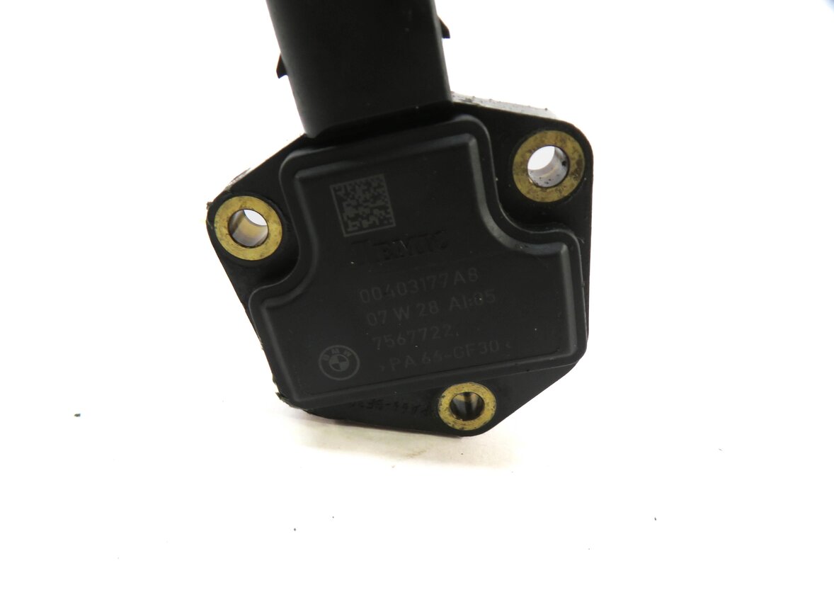 Thumbnail 4: 2007 BMW X5 (E70) 3.0L N52 ENGINE OIL PAN LEVEL SENSOR SENDER