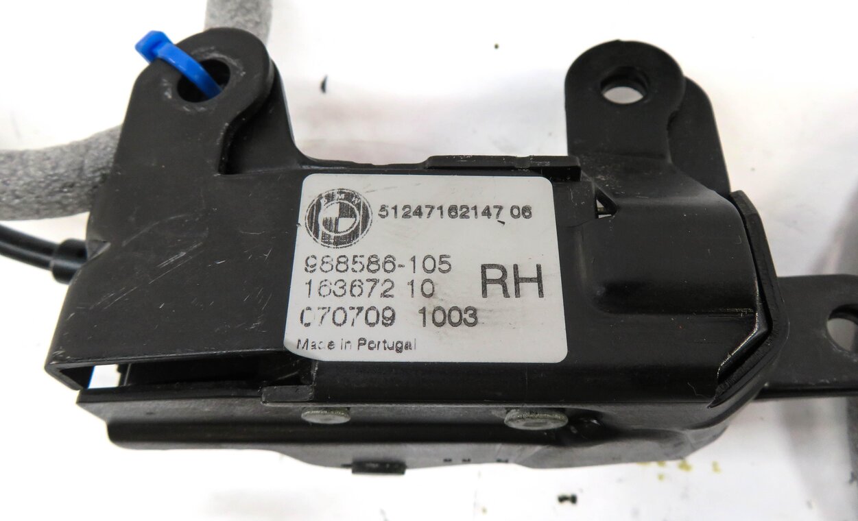 Thumbnail 5: 2007 BMW X5 (E70) REAR TRUNK HATCH GATE DOOR TAILGATE LOCK LATCH ACTUATOR SET