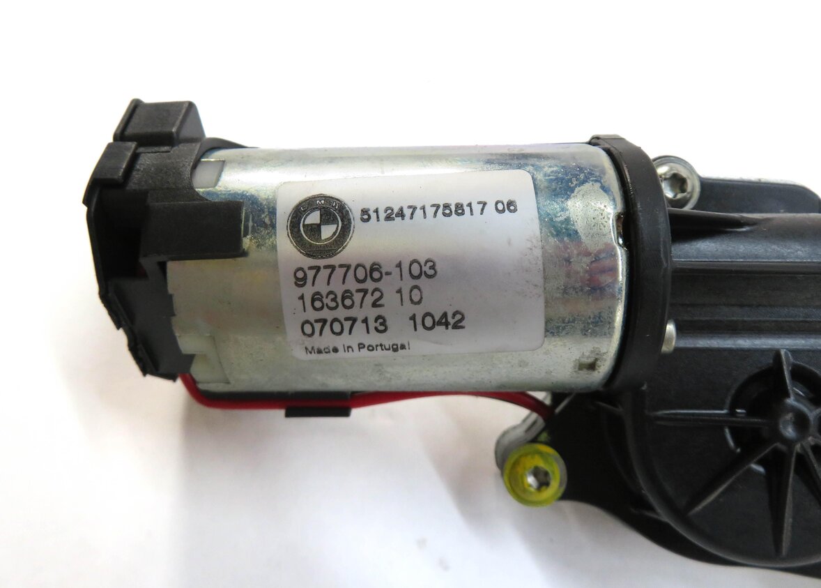 Thumbnail 4: 2007 BMW X5 (E70) REAR TRUNK LOCK LATCH ACTUATOR MOTOR CLOSE ASSIST MOTOR