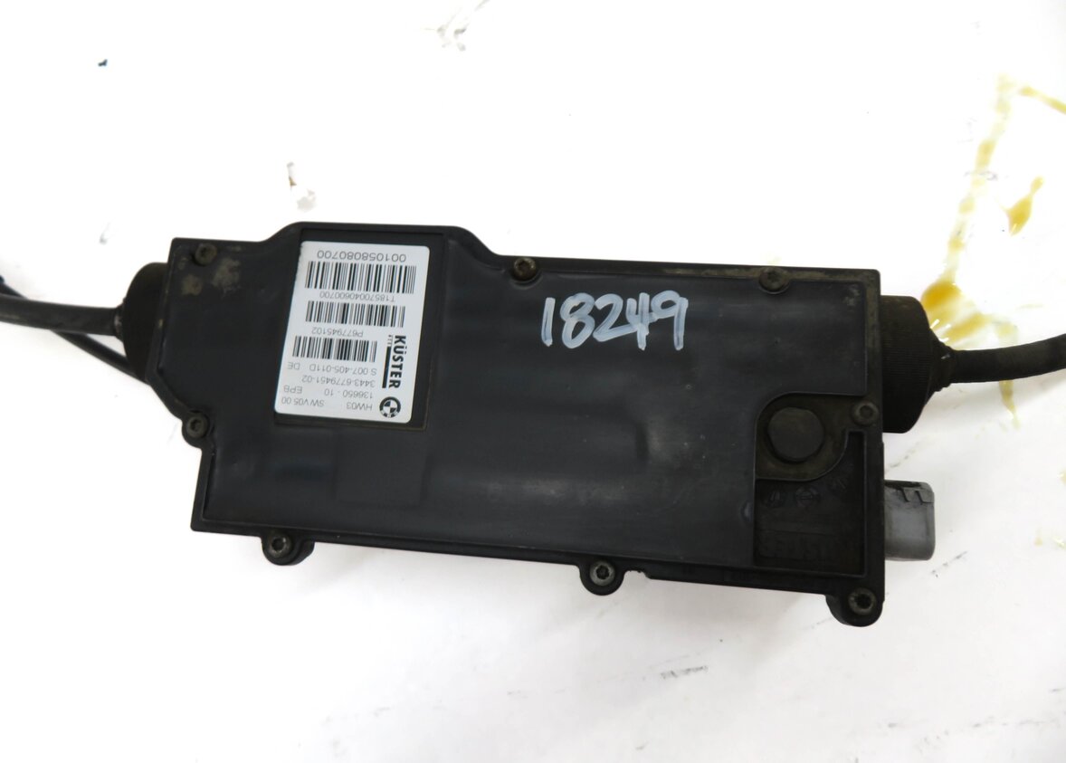 Thumbnail 6: 2007 BMW X5 (E70) EMERGENCY ELECTRONIC PARKING BRAKE ACTUATOR MOTOR w/ CABLES