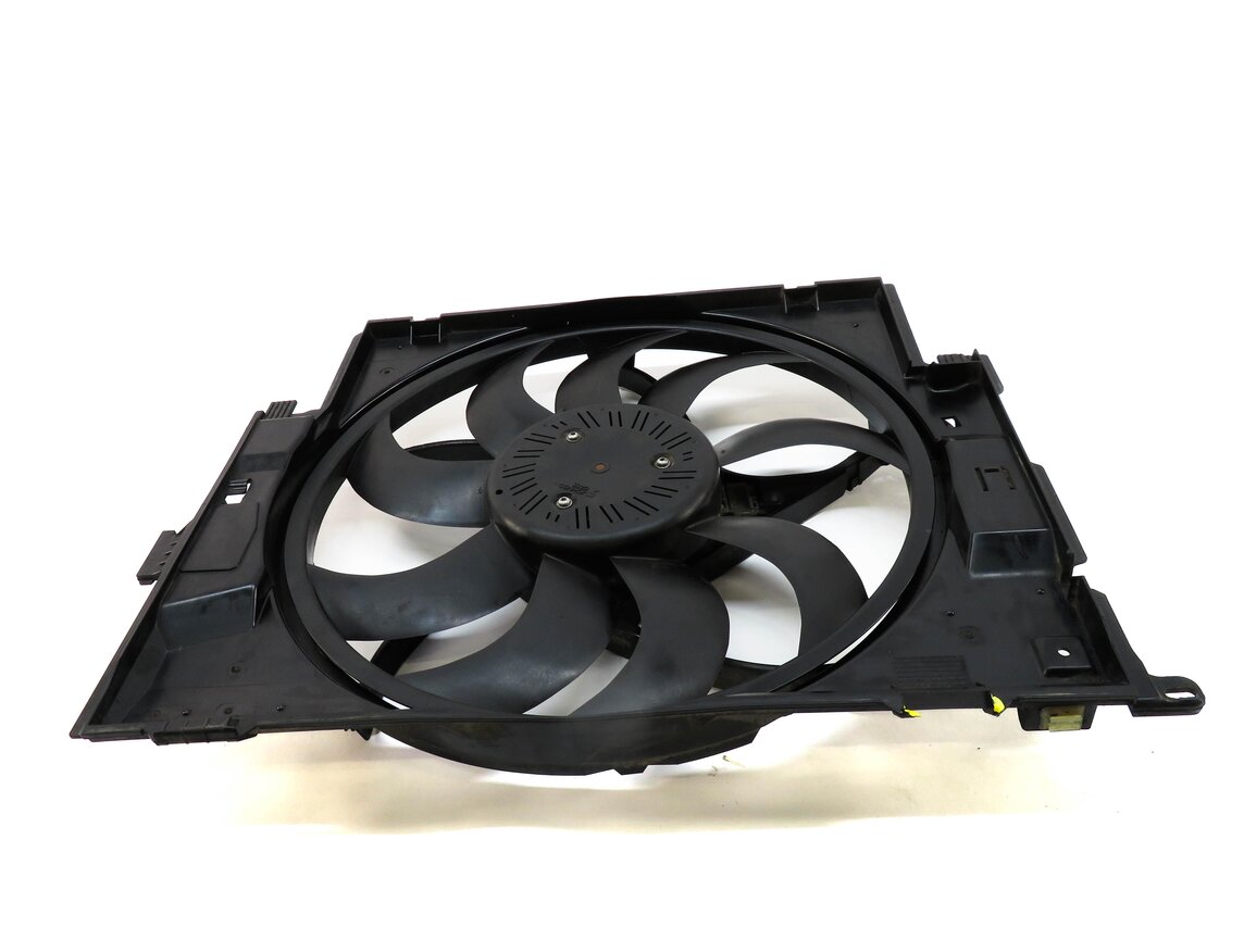 Thumbnail 3: 12-16 BMW 2 3 4 SERIES (F22 F30 F31 F32) RADIATOR ELECTRIC COOLING FAN w/ SHROUD