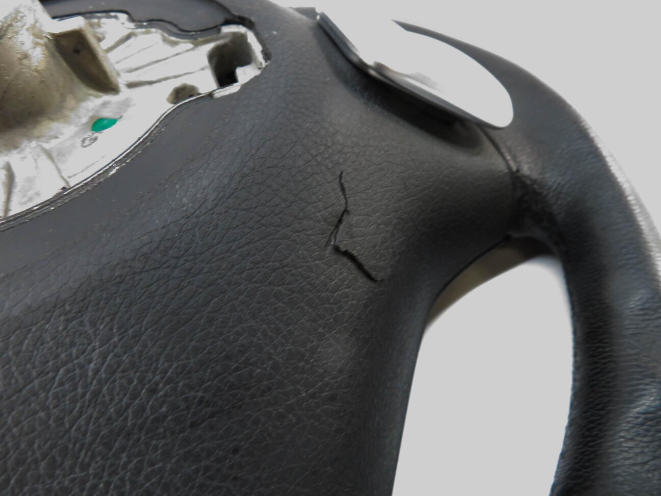 Thumbnail 5: 12-18 BMW 2 3 4 SERIES (F22 F30 F32) SPORT STEERING WHEEL w/ SHIFTER PADDLES