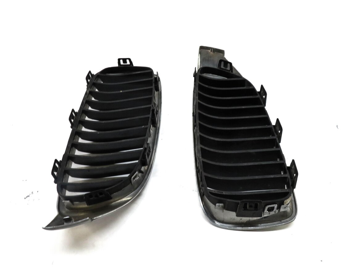 Thumbnail 4: 2014-2017 BMW 428i 430i 435i 440i (F32) FRONT LEFT & RIGHT HOOD VENT GRILLE SET