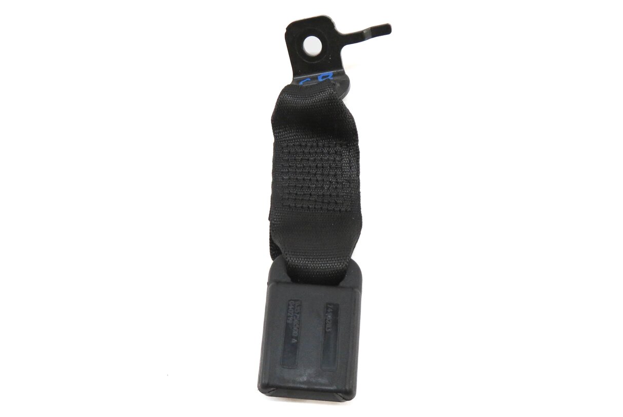 Thumbnail 3: 2019 BMW 330i (G20) REAR SEAT CENTER SEATBELT BUCKLE RECEIVER (BLACK)
