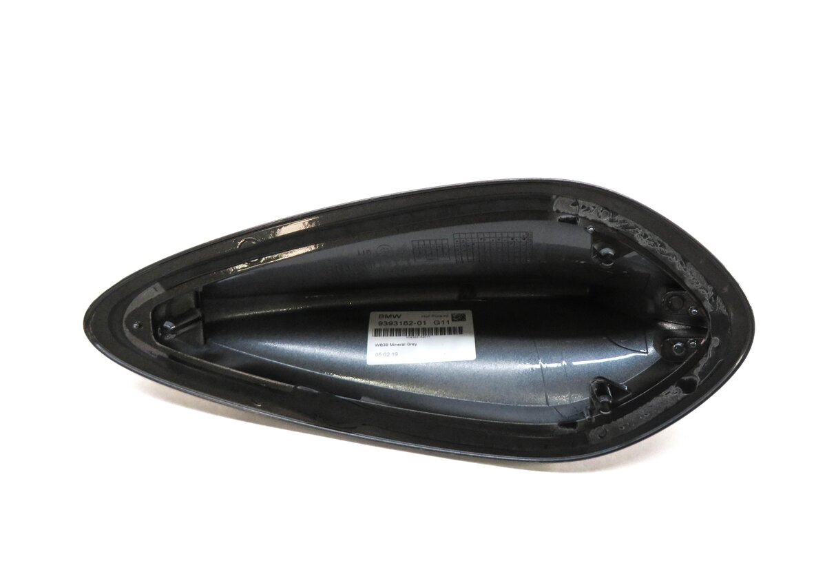 Thumbnail 4: 2019 BMW 330i (G20) RADIO STEREO SHARK FIN ANTENNA COVER TRIM (MINERAL GRAY B39)