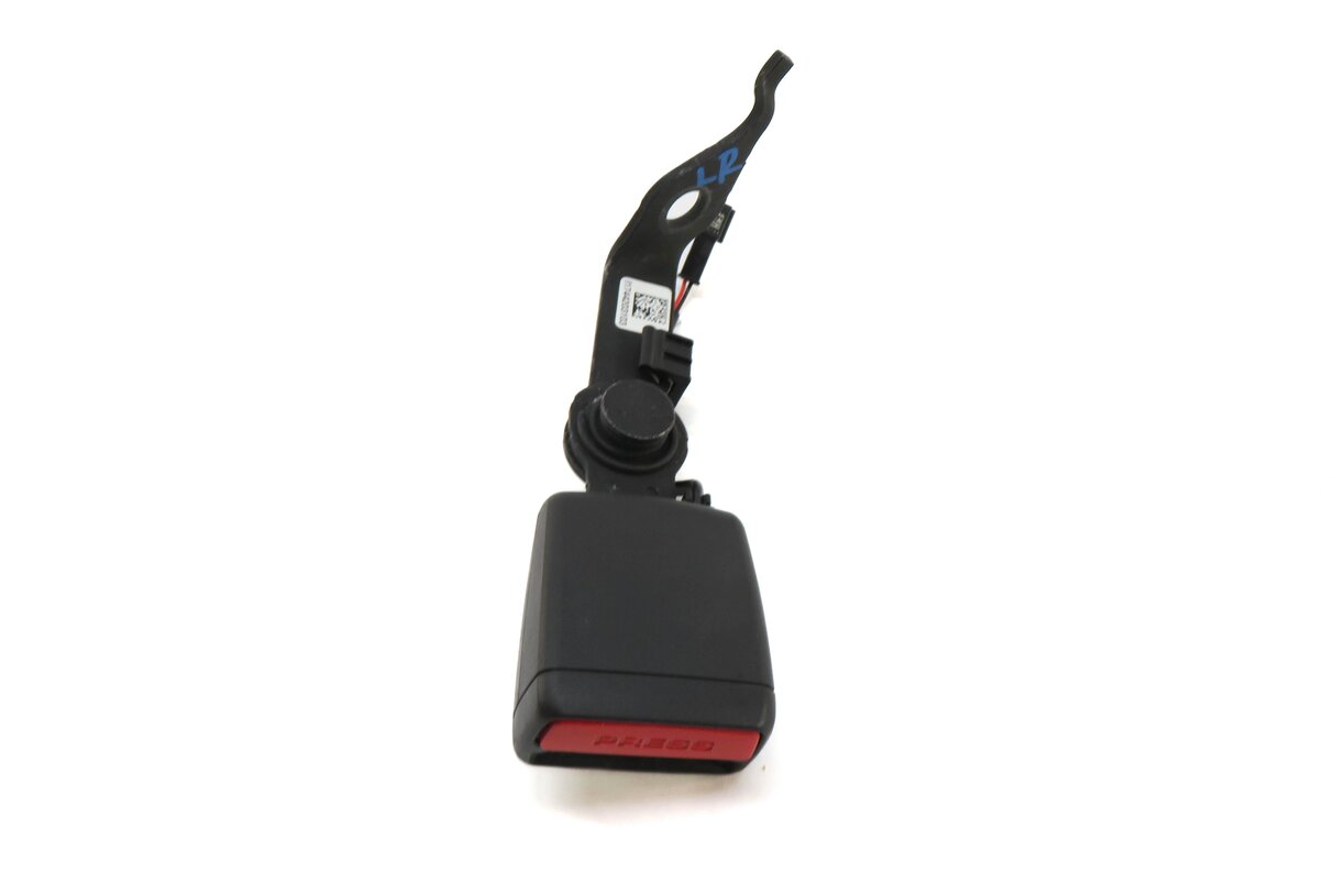 Thumbnail 2: 2019 BMW 330i (G20) REAR SEAT LEFT SEATBELT BUCKLE RECEIVER (BLACK)