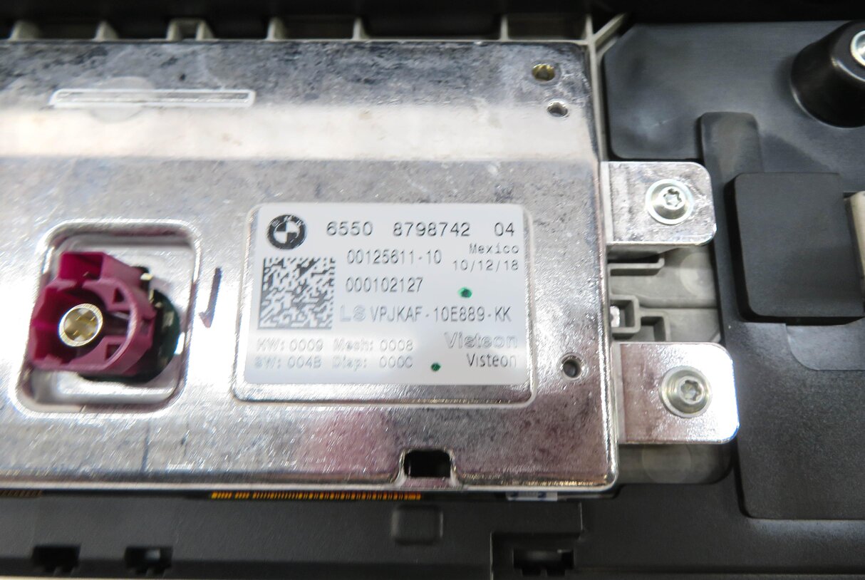 Thumbnail 6: 19-20 BMW 330i M340i (G20) GPS NAVIGATION MEDIA INFORMATION DISPLAY SCREEN 10.25