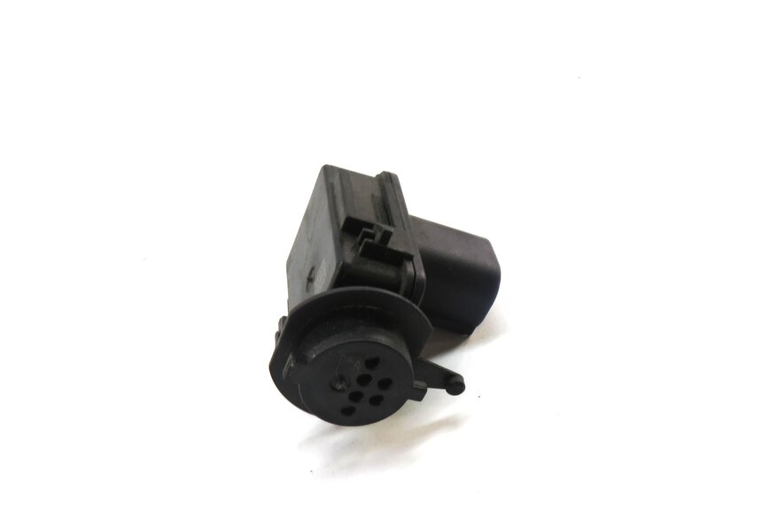 Thumbnail 3: 2019 BMW 330i (G20) AIR QUALITY POLLUTION SENSOR