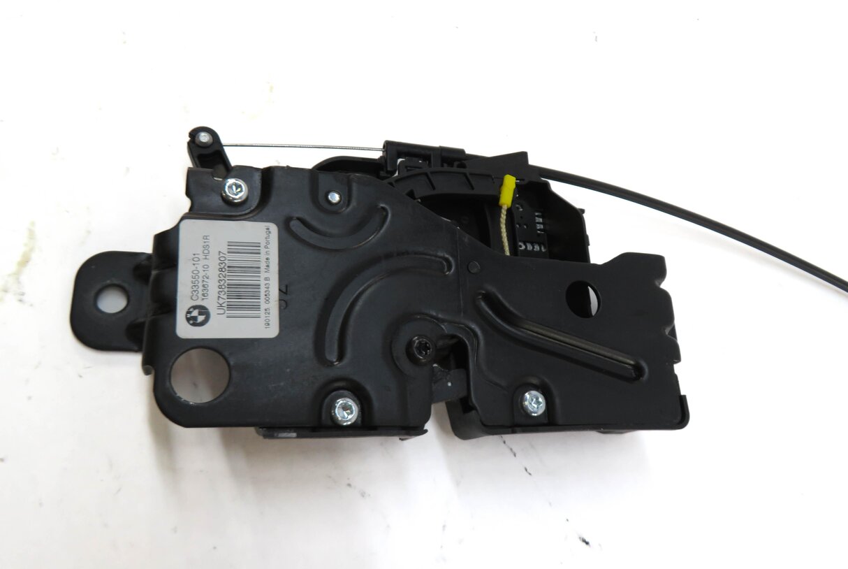 Thumbnail 3: 2019 BMW 330i (G20) REAR TRUNK LOCK LATCH ACTUATOR w/ RELEASE CABLE