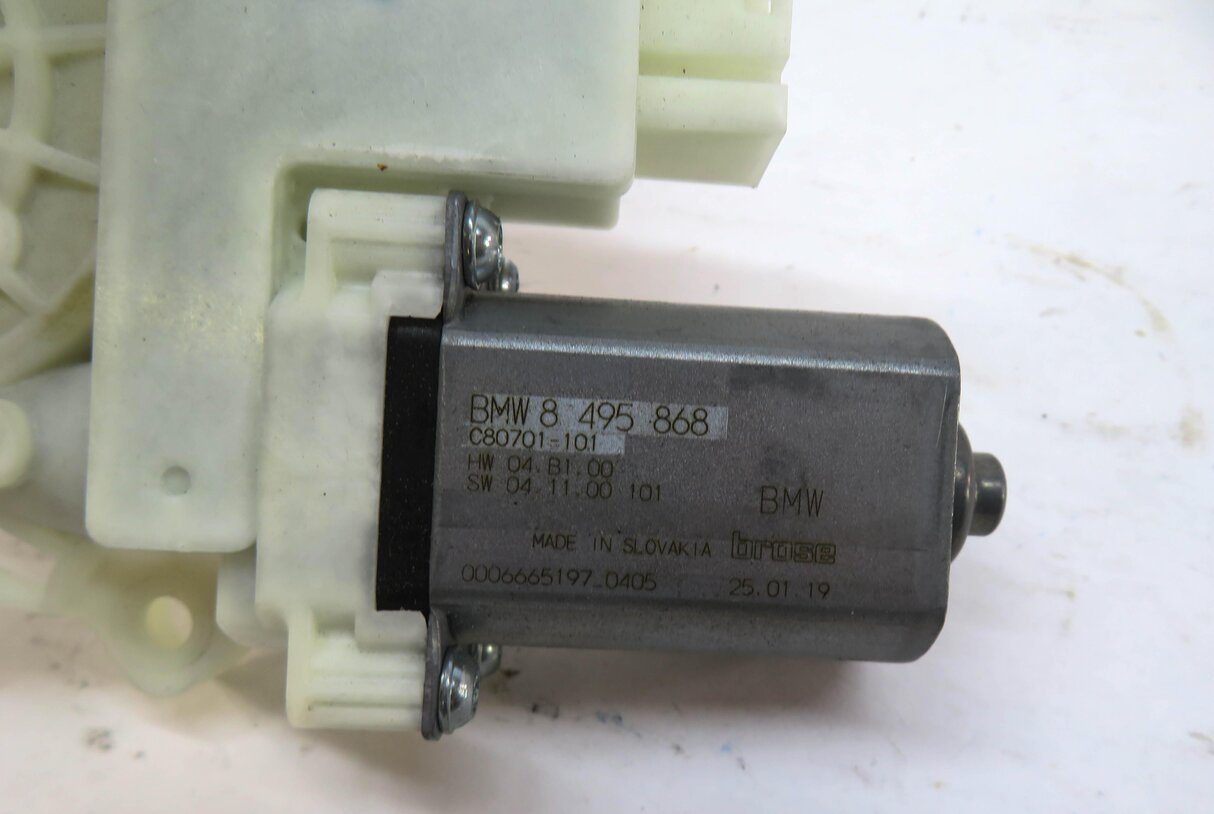 Thumbnail 4: 2019-2021 BMW 330i 330E 340i (G20) RIGHT REAR DOOR POWER WINDOW MOTOR