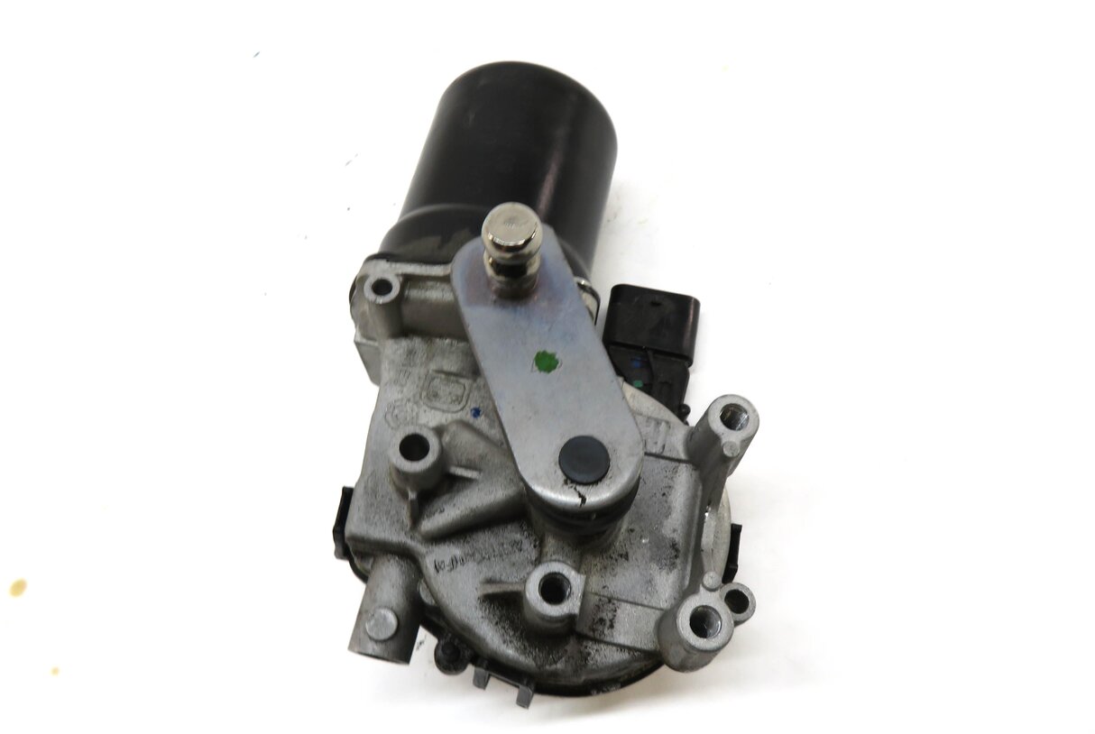 Thumbnail 3: 2019-2021 BMW 3-SERIES (G20) FRONT WINDSHIELD WIPER MOTOR