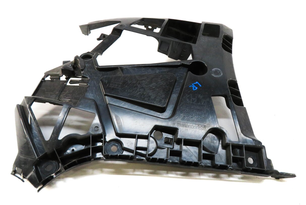 Thumbnail 4: 2019 BMW 330i (G20) LEFT DRIVER REAR BUMPER SUPPORT MOUNT MOUNTING BRACKET