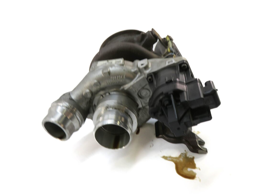 Thumbnail 2: 19-22 BMW 330E 330i 530i X3 X4 (G01 G02 G20 G30) 2.0L B46D TURBO TURBOCHARGER