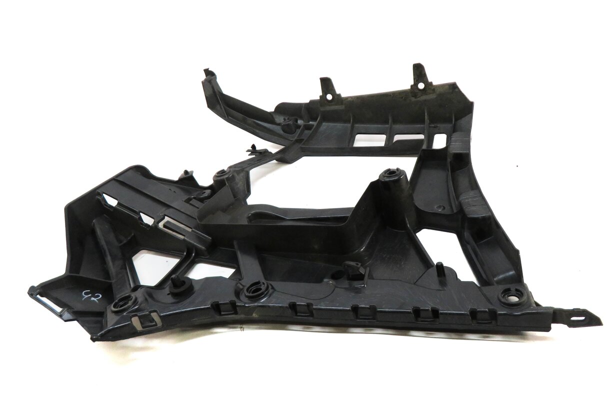 Thumbnail 6: 2019 BMW 330i (G20) RIGHT PASSENGER REAR BUMPER SUPPORT MOUNT MOUNTING BRACKET