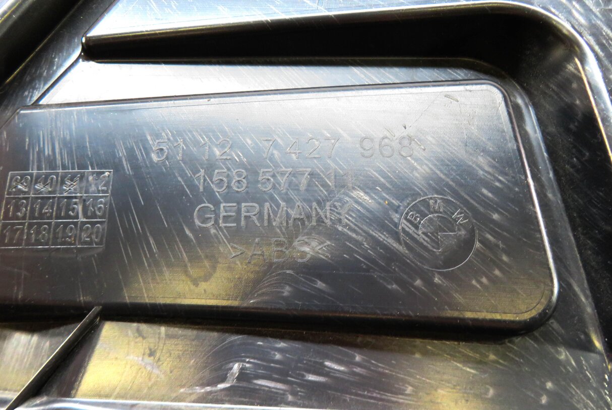 Thumbnail 8: 2019 BMW 330i (G20) RIGHT PASSENGER REAR BUMPER SUPPORT MOUNT MOUNTING BRACKET