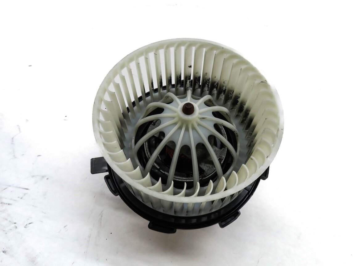 2008-2012 AUDI A4 A5 S4 S5 Q5 (B8 8T 8K 8R) HVAC HEATER A/C BLOWER FAN MOTOR