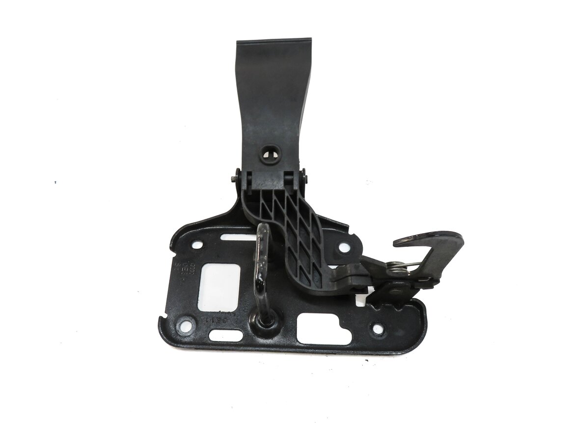 Thumbnail 2: 2012 AUDI A4 (B8 8K) FRONT HOOD SAFETY LATCH CATCH HOOK RELEASE LEVER