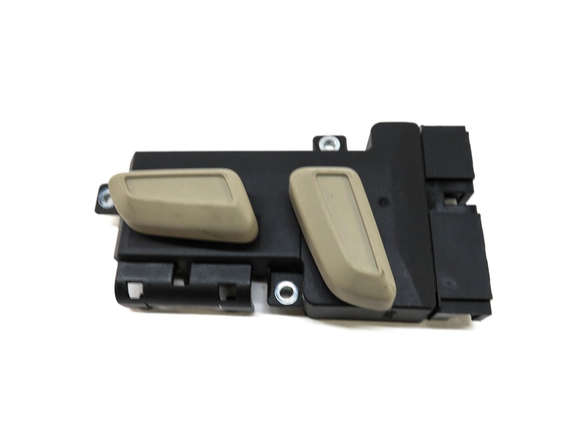 Thumbnail 2: 2012 AUDI A4 (B8 8K) RIGHT FRONT PASSENGER SEAT ADJUSTMENT ADJUST SWITCH (BEIGE)