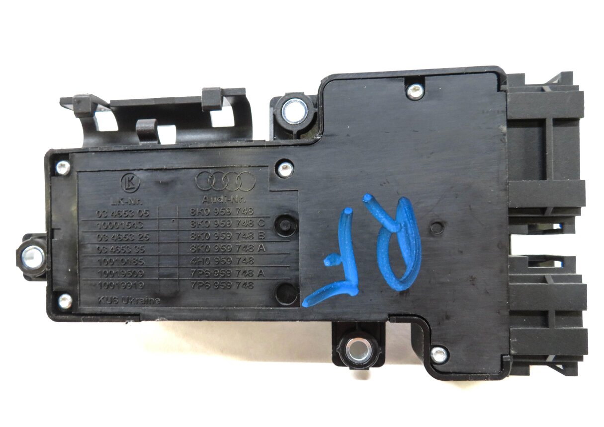 Thumbnail 4: 2012 AUDI A4 (B8 8K) RIGHT FRONT PASSENGER SEAT ADJUSTMENT ADJUST SWITCH (BEIGE)