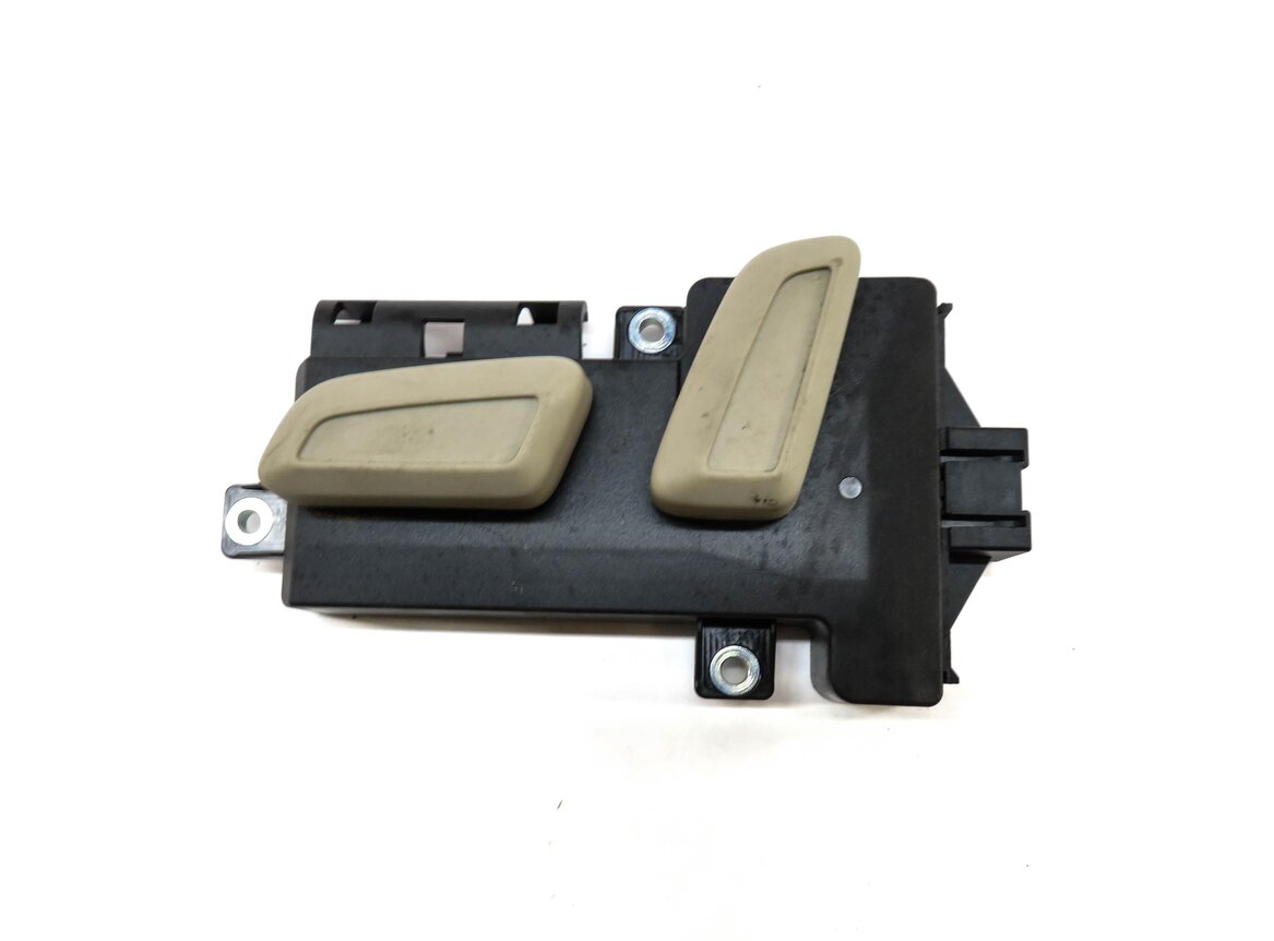 Thumbnail 2: 2012 AUDI A4 (B8 8K) LEFT FRONT DRIVER SEAT ADJUSTMENT ADJUST SWITCH (BEIGE)