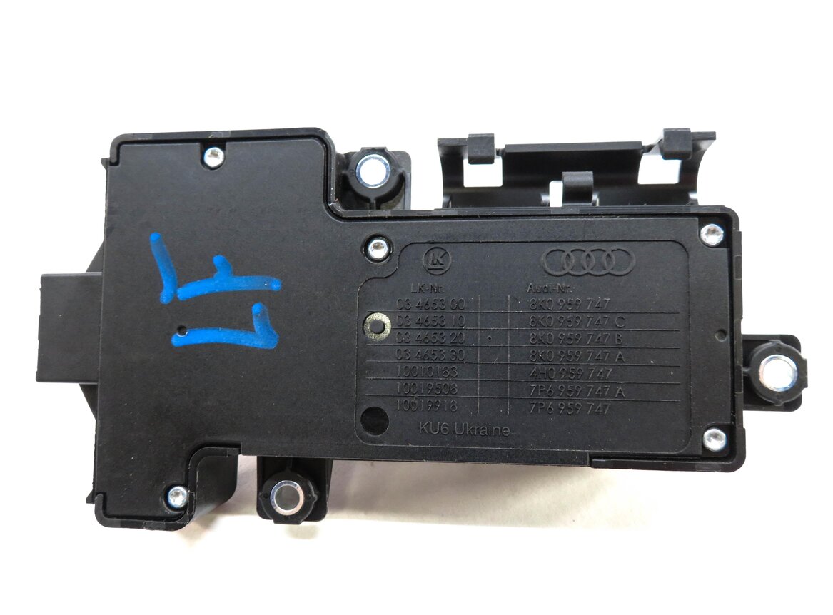 Thumbnail 4: 2012 AUDI A4 (B8 8K) LEFT FRONT DRIVER SEAT ADJUSTMENT ADJUST SWITCH (BEIGE)