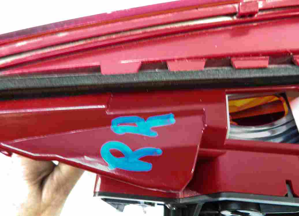 Thumbnail 6: 10-12 AUDI A4 S4 (B8 8K) RIGHT PASSENGER INNER TRUNK LED TAILLIGHT LIGHT LAMP