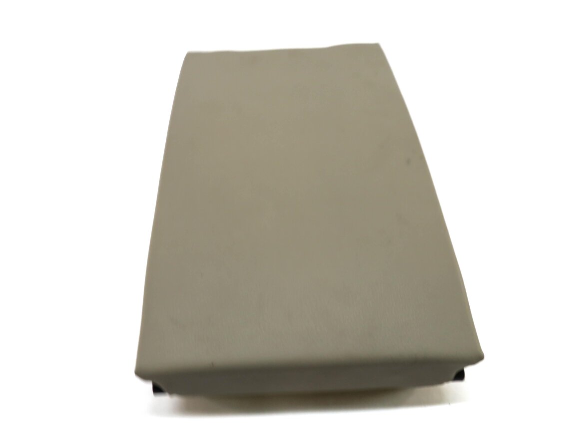 Thumbnail 3: 2012 AUDI A4 (B8 8K) REAR SEAT CENTER CONSOLE ARMREST CUP HOLDER (BEIGE)