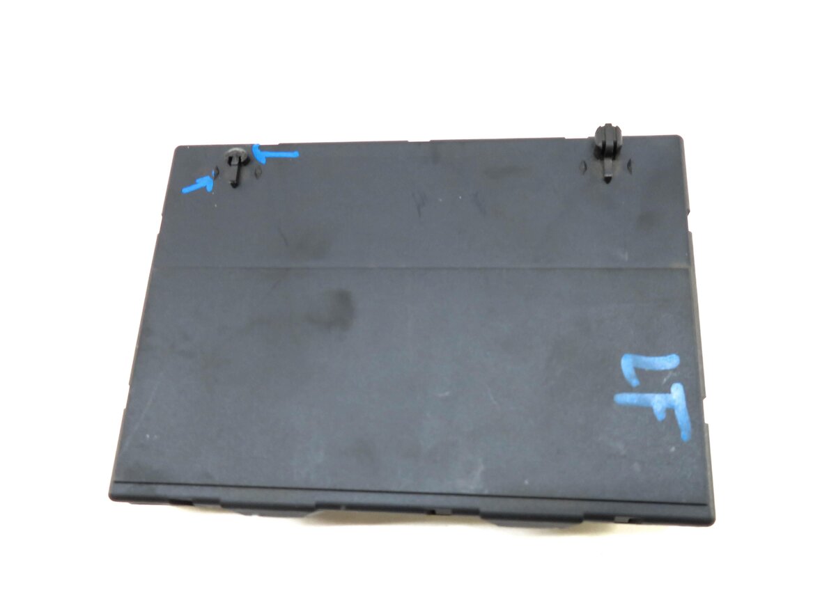 Thumbnail 3: 2012 AUDI A4 (B8 8K) LEFT FRONT DRIVER SEAT CONTROL MODULE