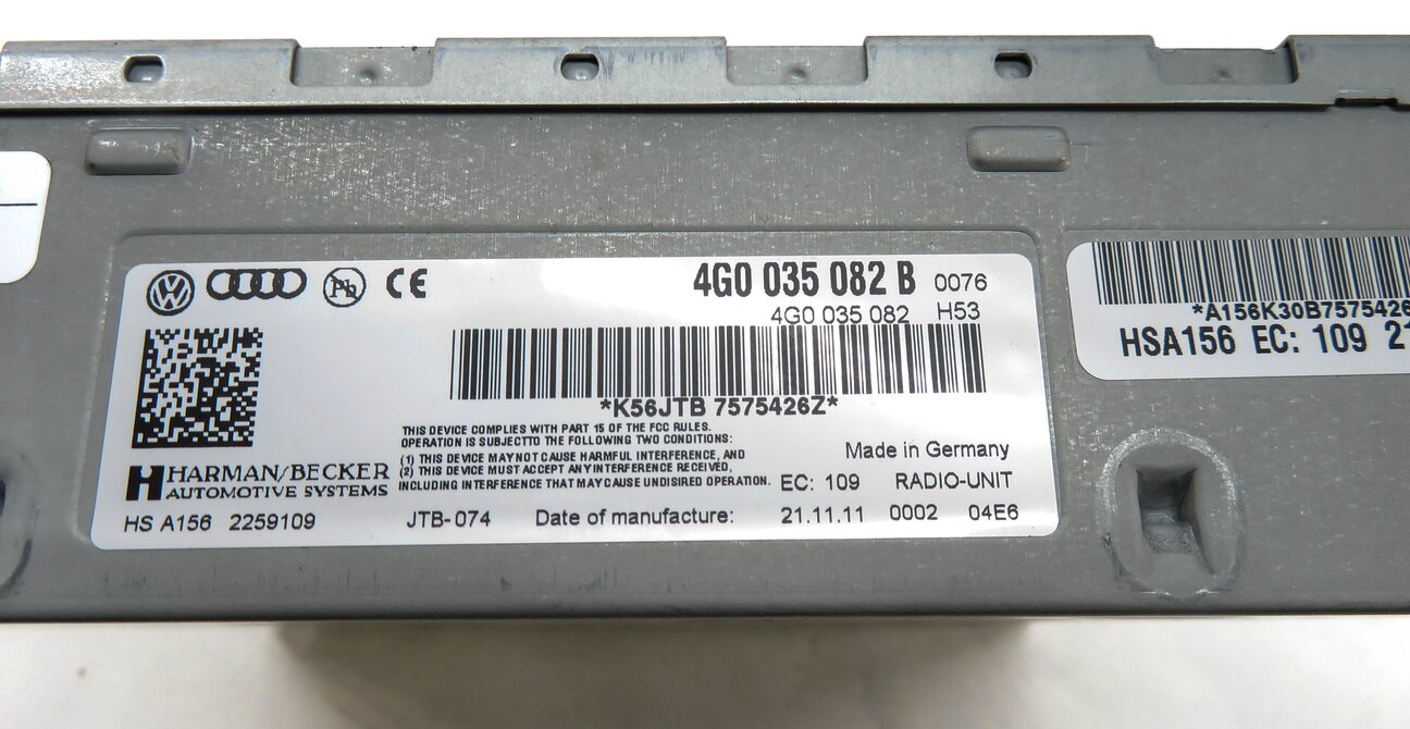 Thumbnail 4: 2012 AUDI A4 (B8 8K) AM/FM RADIO STEREO RECEIVER CONTROL MODULE
