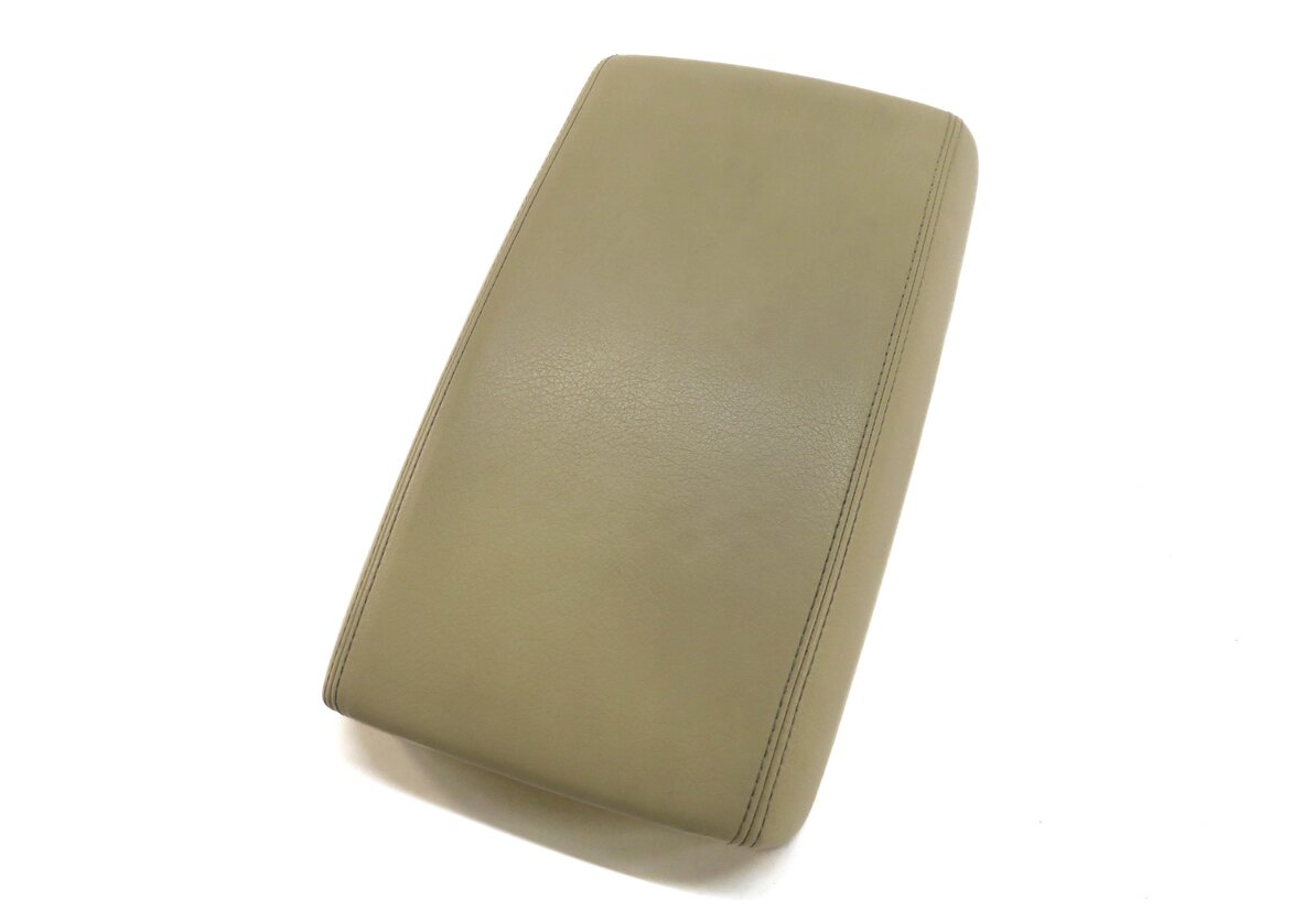 11-17 AUDI A6 A7 S6 S7 (C7 4G8) FRONT CENTER CONSOLE ARMREST LID (VELVET BIEGE)