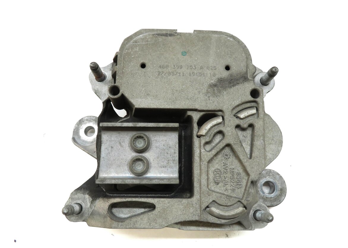 Thumbnail 3: 2012 AUDI A7 (C7 4G8) TRANSMISSION MOUNT MOUNTING BRACKET