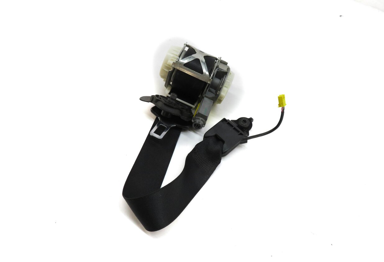 10-11 MERCEDES C-CLASS (W204) RIGHT FRONT PASSENGER SEATBELT RETRACTOR (BLACK)