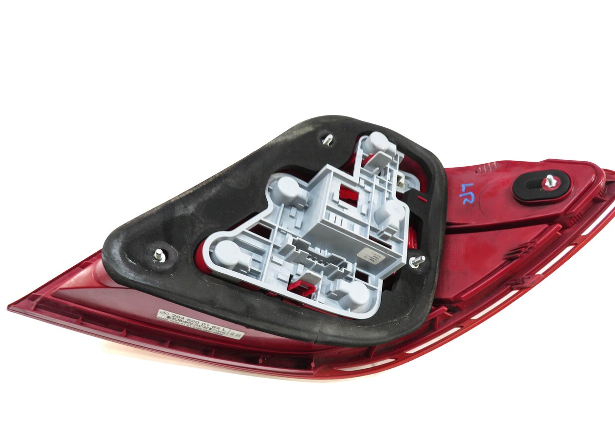 Thumbnail 5: 08-11 MERCEDES C250 C300 C350 (W204) LEFT DRIVER REAR TAILLIGHT BRAKE LIGHT LAMP