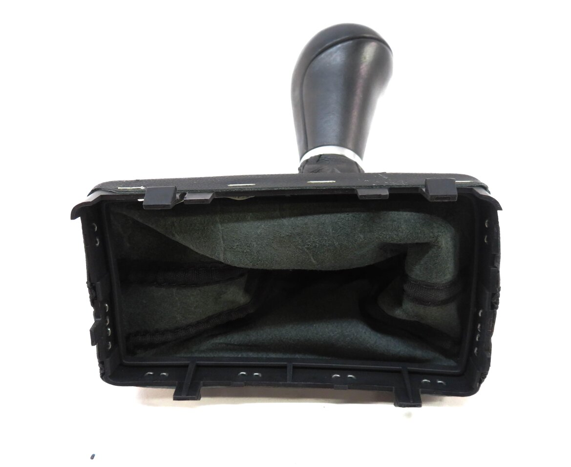 Thumbnail 4: 2010 AUDI A5 (B8 8T) TRANSMISSION GEAR SHIFTER SHIFT KNOB HANDLE w/ BOOT
