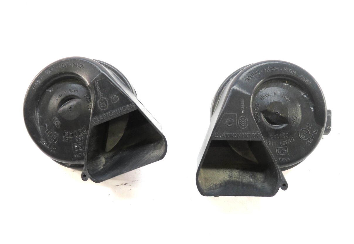 Thumbnail 2: 2008-2017 AUDI A4 A5 S4 S5 Q5 (B8 8K 8R 8T) HIGH & LOW TONE SAFETY HORN SET