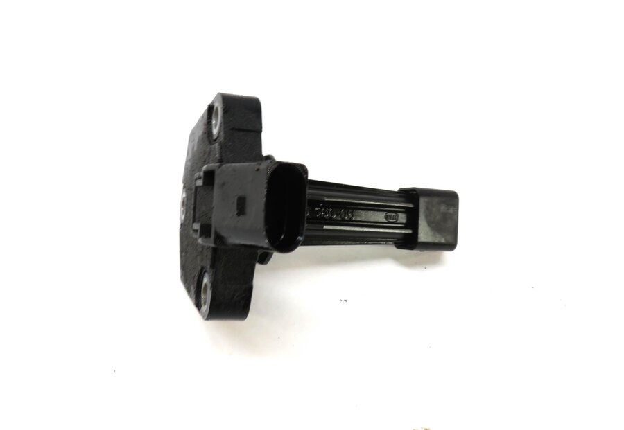 Thumbnail 2: 2010 AUDI A5 (B8 8T) 2.0L CAEB TURBO ENGINE OIL LEVEL SENSOR SENDER