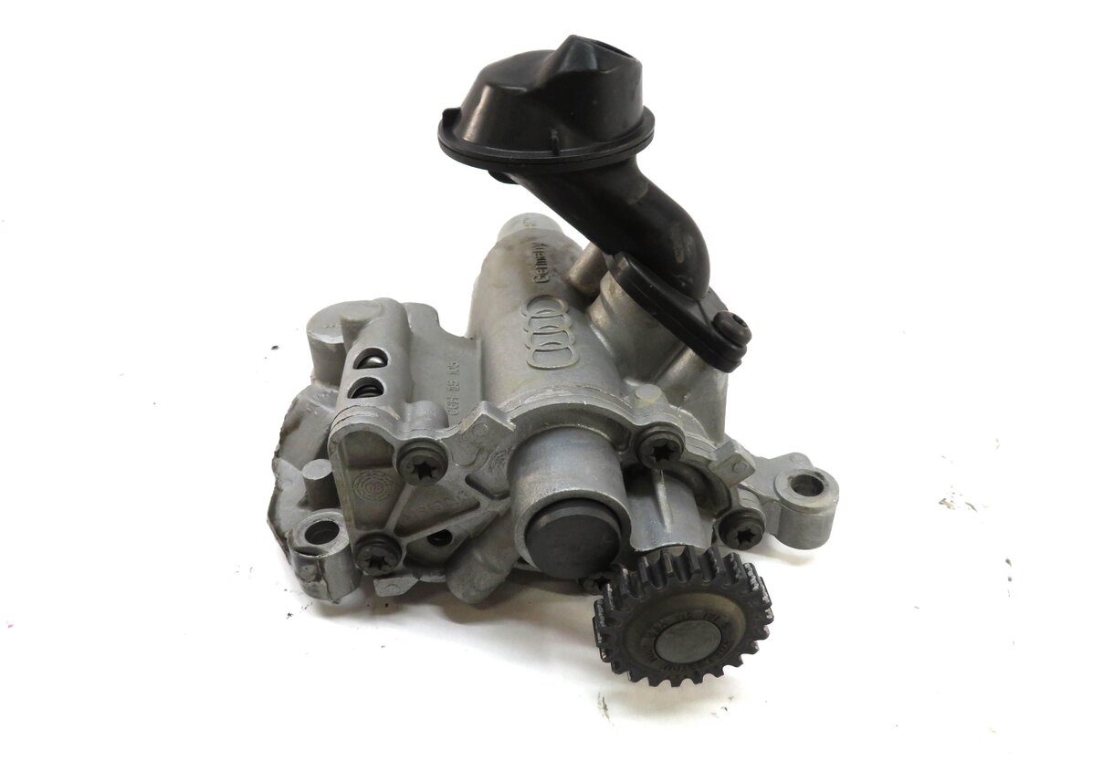 Thumbnail 4: 2010 AUDI A5 (B8 8T) 2.0L CAEB TURBO ENGINE OIL PUMP