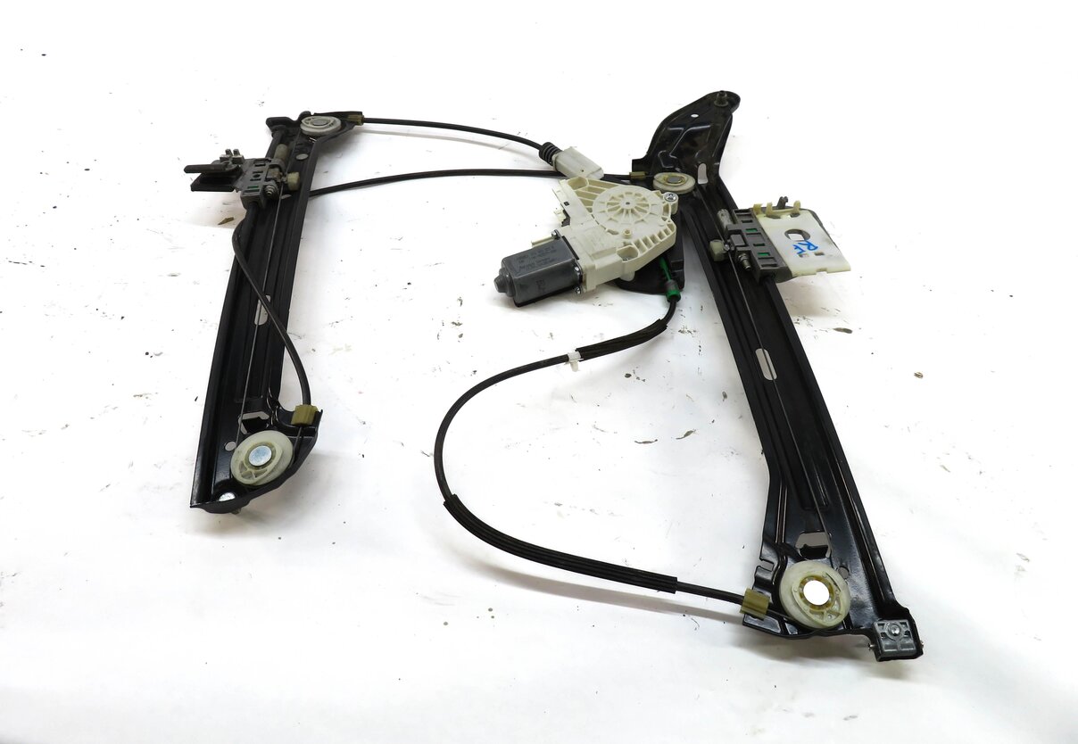 Thumbnail 4: 10-17 AUDI A5 RS5 S5 (B8 8T) CONVERTIBLE RIGHT PASSENGER WINDOW REGULATOR MOTOR
