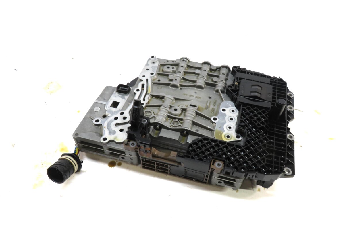 10-11 AUDI A5 S5 (B8 8T) 2.0L / 4.2L - AWD QUATTRO 6spd TRANSMISSION VALVE BODY