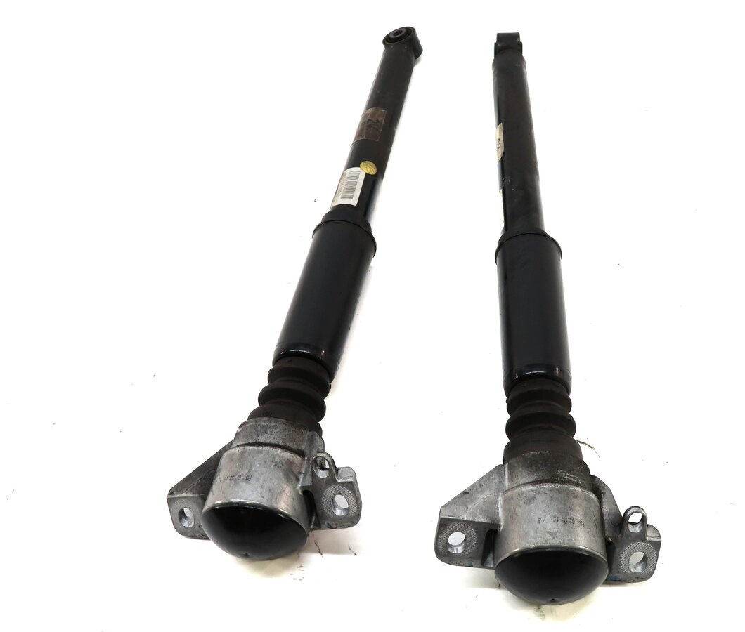 Thumbnail 2: 2010 AUDI A5 (B8 8T) CONVERTIBLE - LEFT & RIGHT REAR SUSPENSION SHOCK STRUT SET